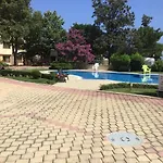 Sunnyseasons With Swimming Pool View Apartment Byala (Varna)